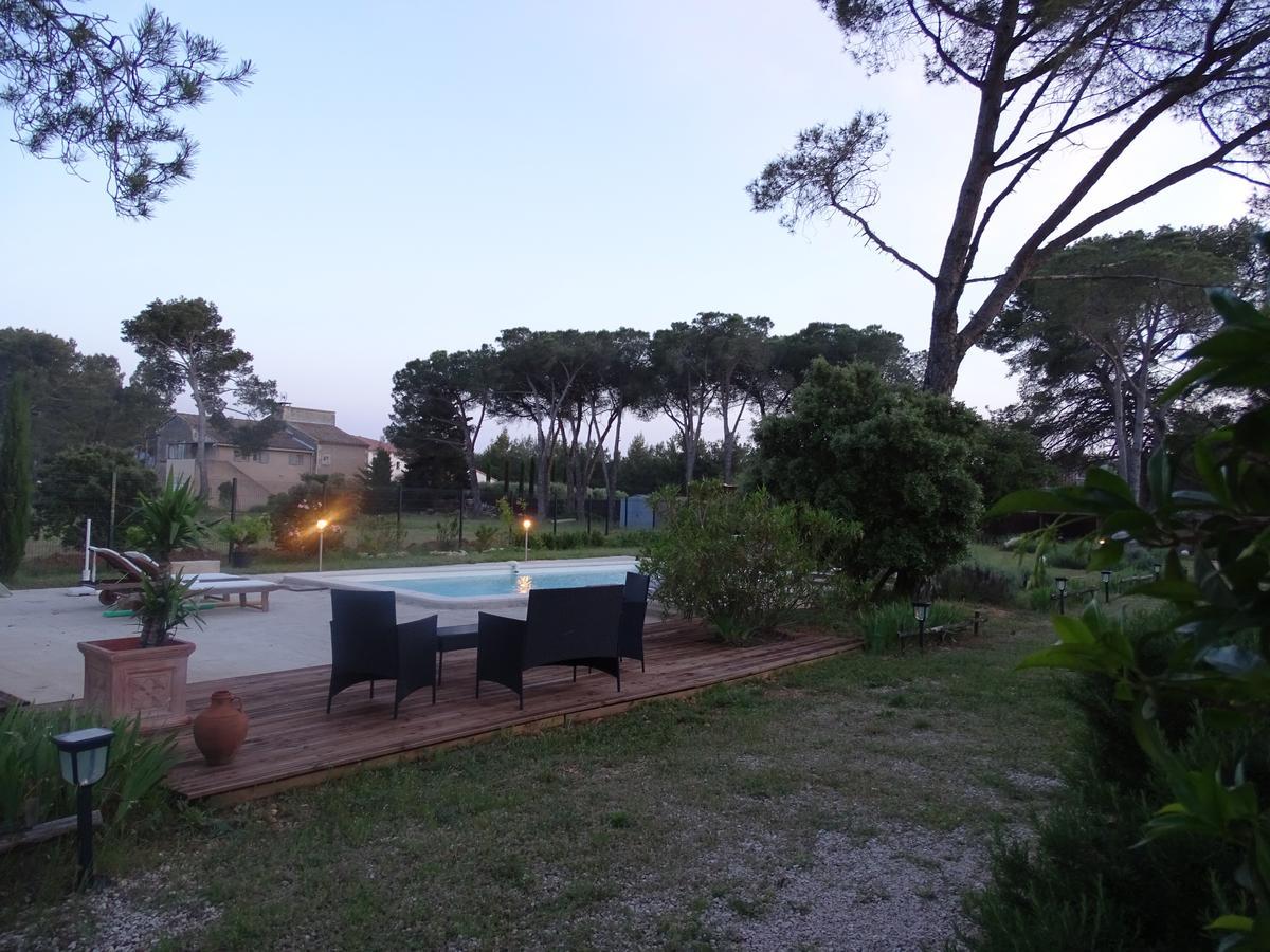 Hotel La Coudoulière à Saint-Rémy-de-Provence Extérieur photo