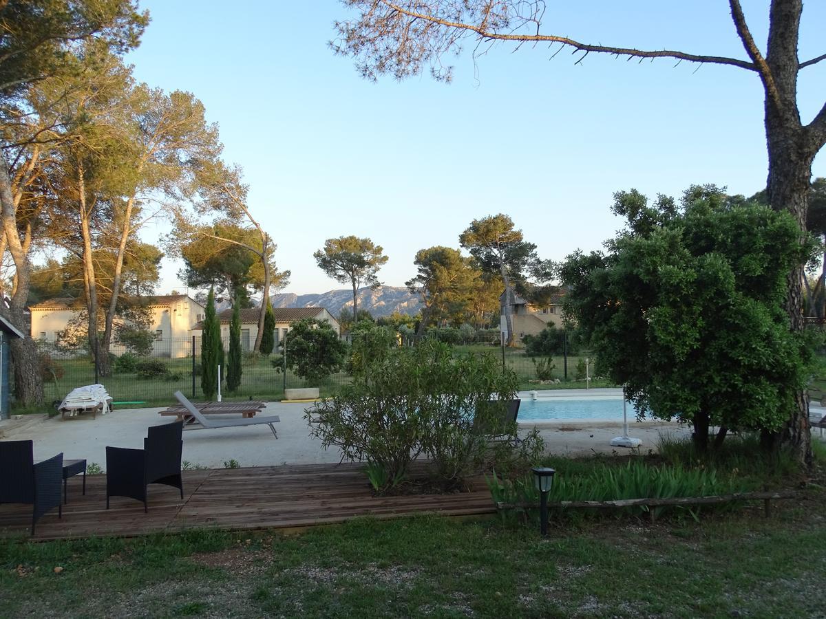 Hotel La Coudoulière à Saint-Rémy-de-Provence Extérieur photo
