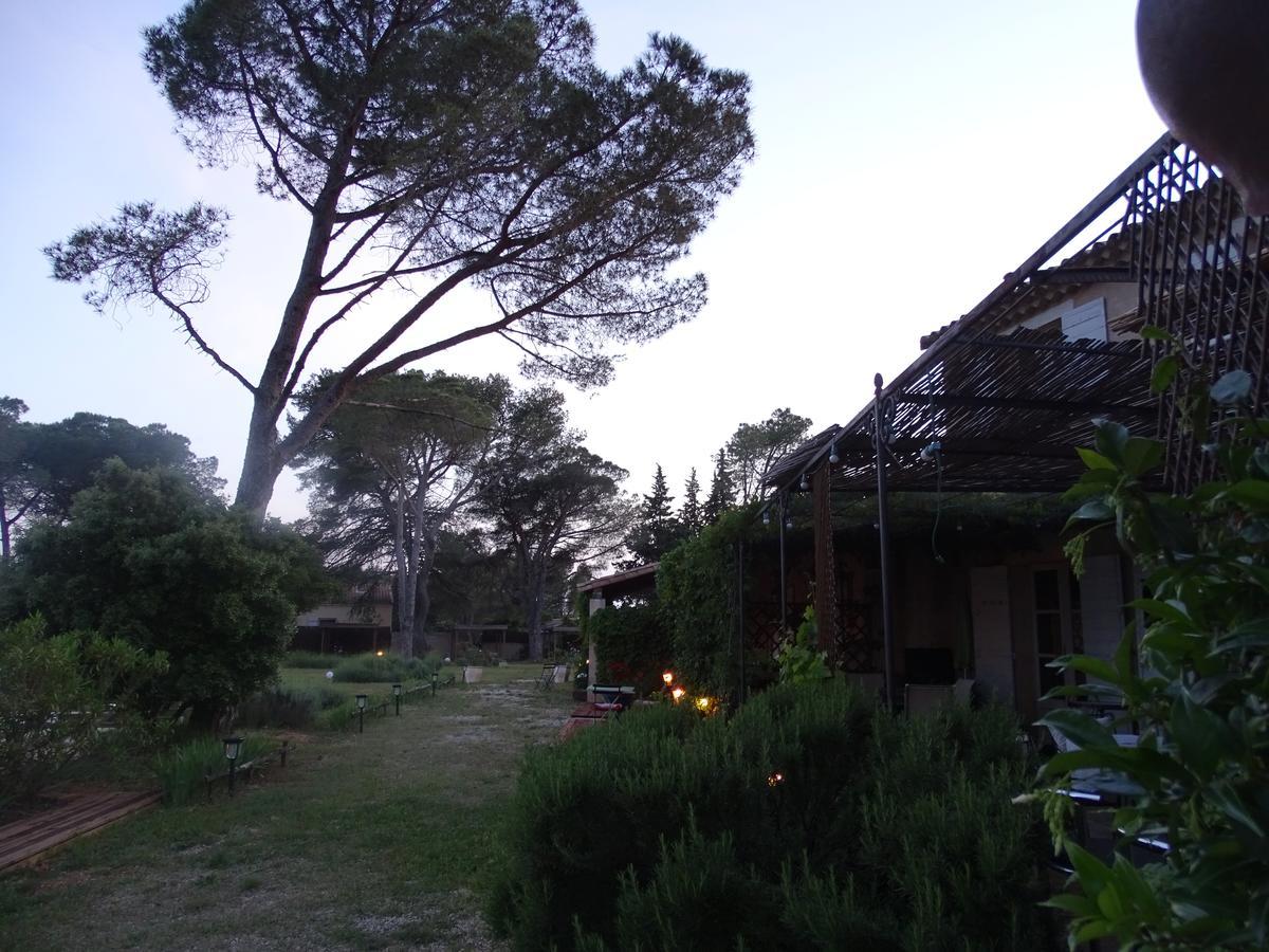 Hotel La Coudoulière à Saint-Rémy-de-Provence Extérieur photo