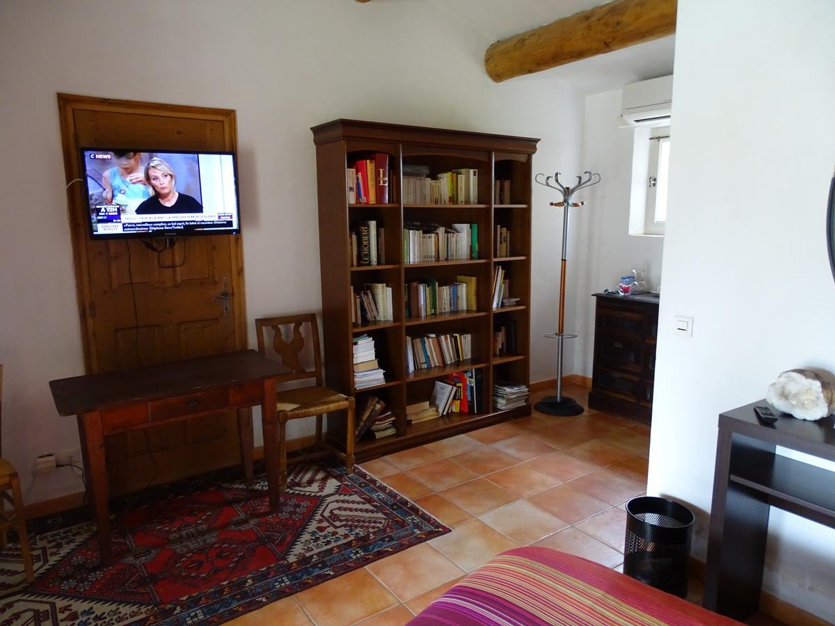 Hotel La Coudoulière à Saint-Rémy-de-Provence Extérieur photo