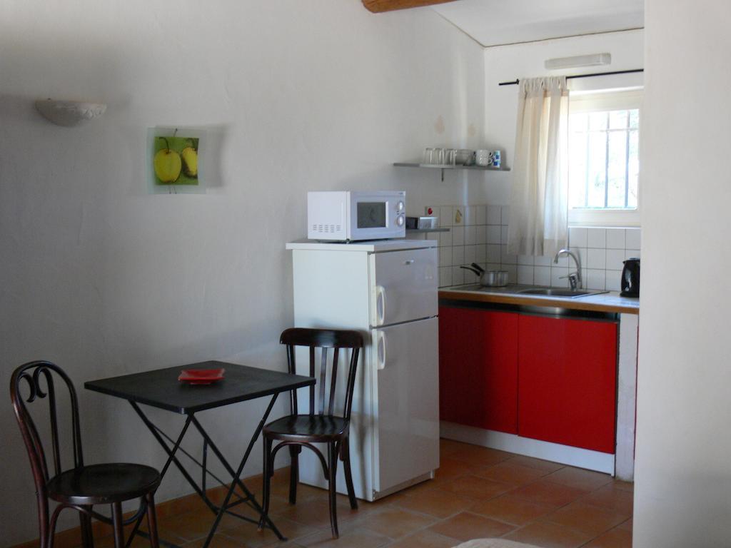 Hotel La Coudoulière à Saint-Rémy-de-Provence Extérieur photo